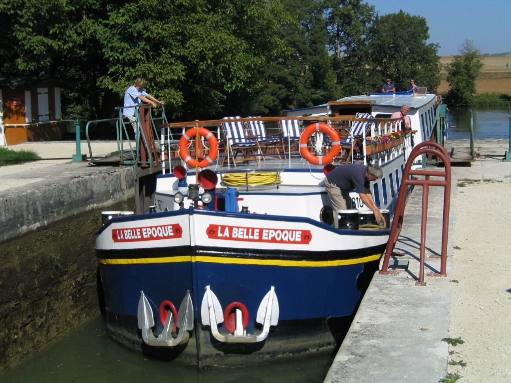 cruising Burgundy France