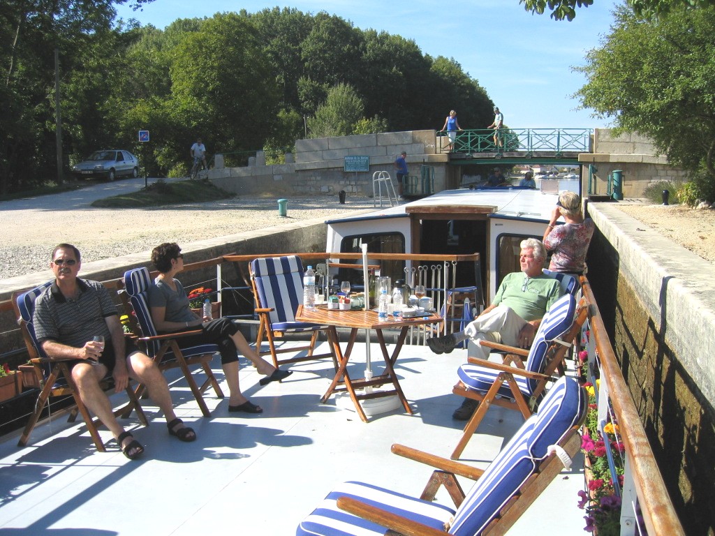 cruising Burgundy France