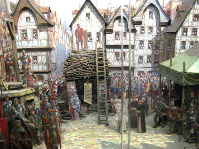A small diorama in the historical museum depicts the scene of Joan of Arc