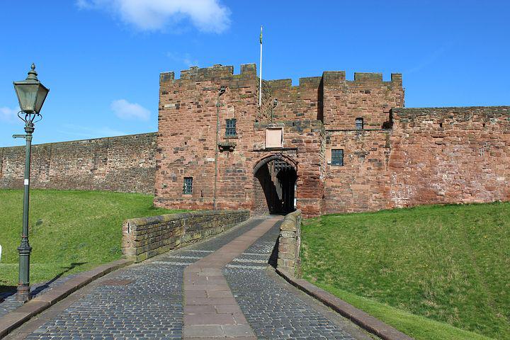 carlisle castle with blue sky